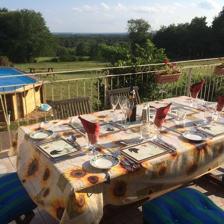 Bed and Breakfast Les Petits Chenes La Pellerine  Exterior foto